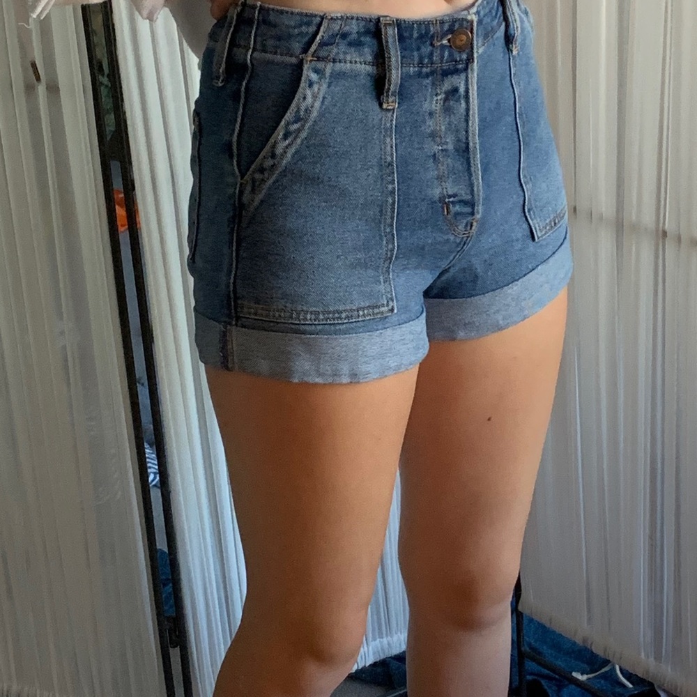 hollister high rise mom short